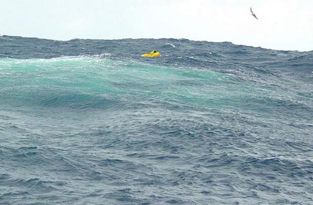 Sailors aboard the USNS Comfort photographed a life raft in the Atlantic waters off Bermuda during a search-and-rescue mission.