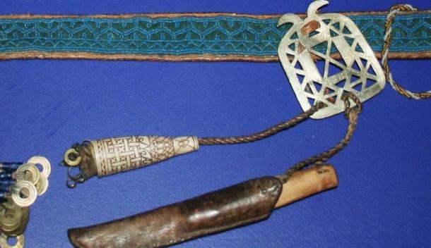 Traditional Sámi beaded belt, knife and antler needle case, Norway