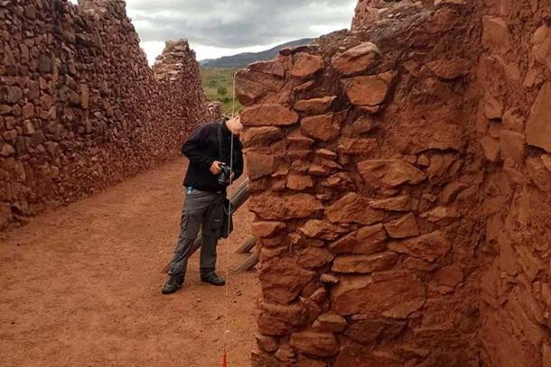 Sample of cellular architecture: Piquillacta Archaeological Complex. (Andina)