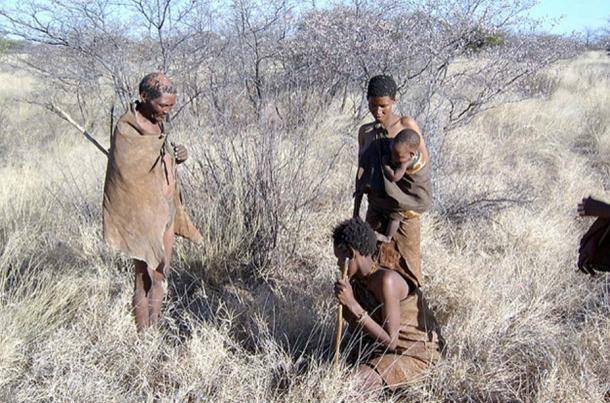 San people family in Ghanzi, Botswana, Southern Africa 