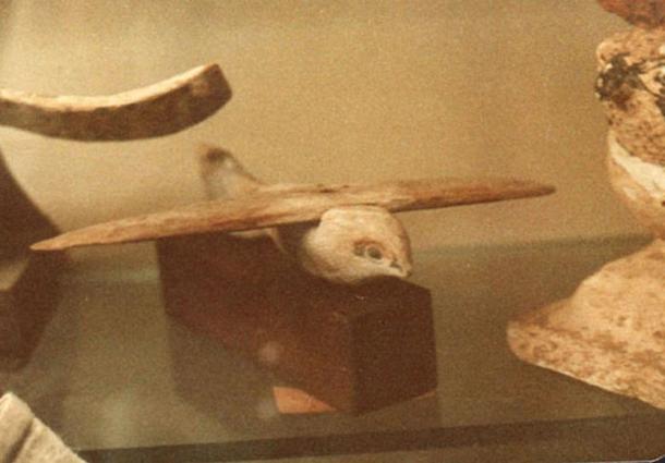 Saqqara bird, front view. 