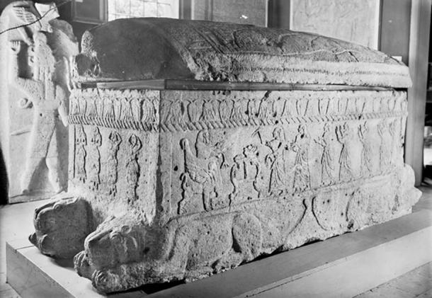 Sarcophagus of Ahiram, King of Biblos.