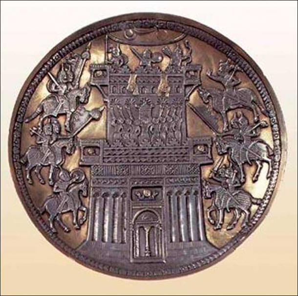 Silver Sassanian dish found on river Synya, dated back 4 - 5 centuries AD (top). Nildin dish, made in Middle Asia in 8 - early 9 centuries AD (bottom). 