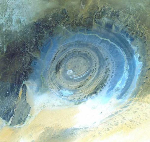 Satellite image of the Richat structure (false color).  (NASA/GSFC/MITI/ERSDAC/JAROS, and US/Japan ASTER Science Team / Public domain)
