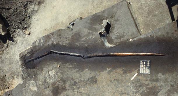 Schöninger Spear VII discovery. (Fezschöningen / CC BY-SA 3.0)
