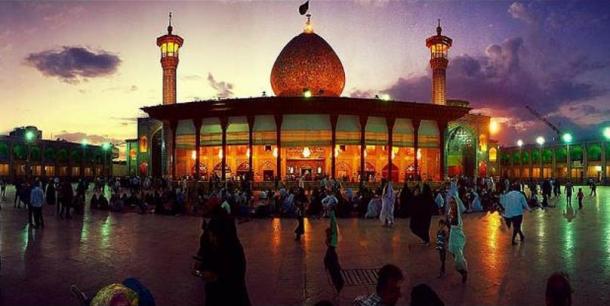 Shah Cheragh at night with pilgrims.