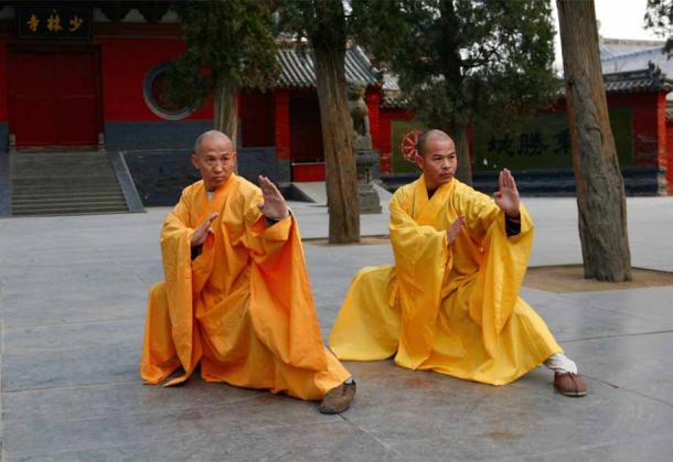 Shaolin Kung Fu is perhaps the most well-known style today. Pictured are two grandmasters of the Shaolin Temple - Shi DeRu (Shawn Xiangyang Liu) and Shi DeYang (Shi WanFeng), descendent disciples of the late Great Grand Master of the Shaolin Temple Shi SuXi. (Shi Deru / CC BY SA 3.0)