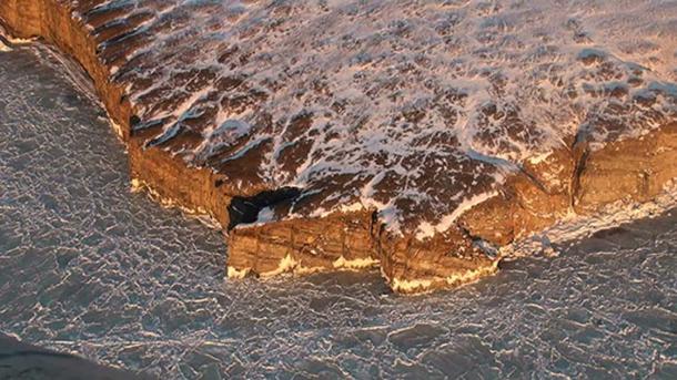 Sheer cliffs of the arctic island. (Siberian Times)