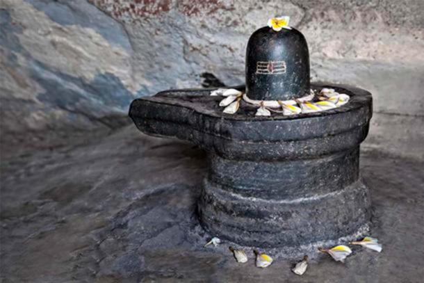 Shiva lingam. (saiko3p / AdobeStock)