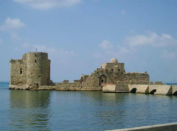 Sidon Sea Castle on the coast of Lebanon, built by the crusaders in 1228. (Heretiq / CC BY-SA 2.5)