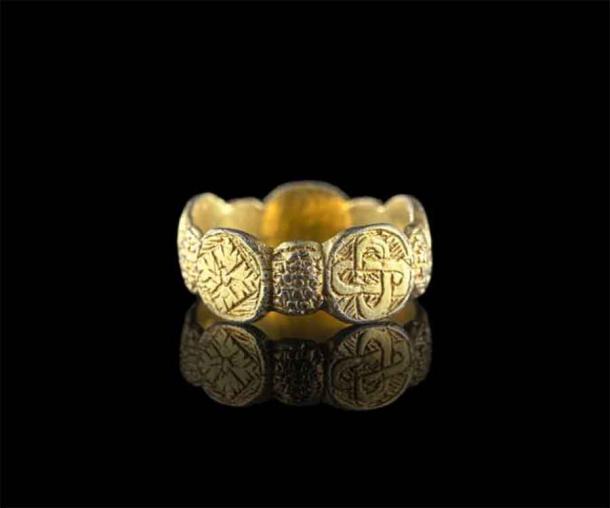 Late medieval silver-gilt finger ring found in the Tregynon area, Powys, Wales. (National Museum Wales)