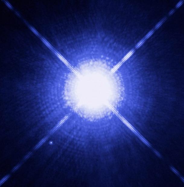 Sirius A and Sirius B as seen by the Hubble Space Telescope. The white dwarf can be seen to the lower left.