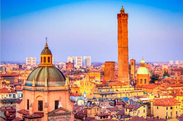 Skyline of Bologna, including the Garisenda Tower and Asinelli Tower. (ecstk22/Adobe Stock)