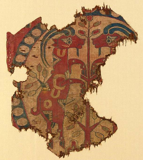 Sogdian silk brocade textile fragment ca 700 AD. (Public Domain)