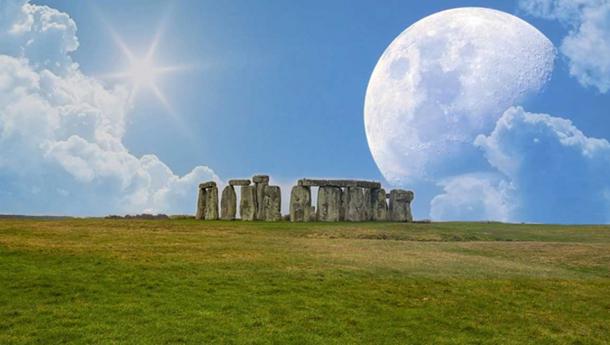 Some argue Stonehenge was designed to record the positions of the Sun and the Moon. (CC0)