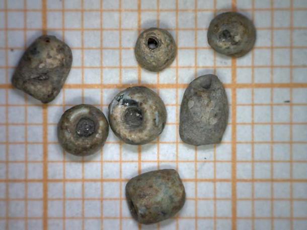 Some of the beads found in Surtshellir. 