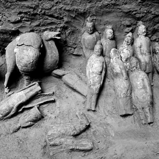 Some of the figurines found in the tomb.