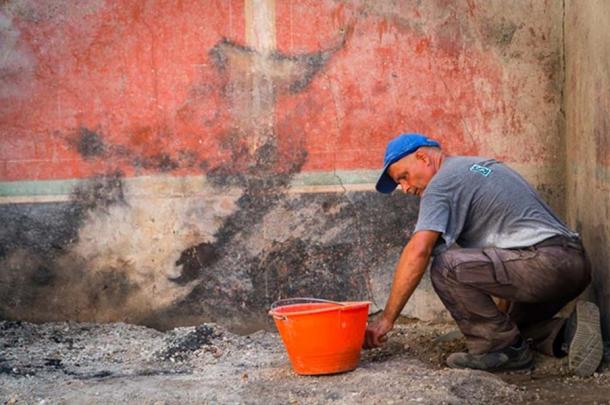 Some of the walls appear to have been scorched. (Image: Parco Archeologico Di Pompeii)