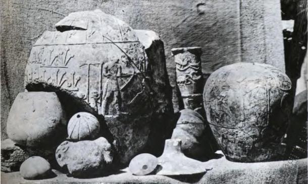 Algunos de los artefactos de Nekhen desenterrados cuando se descubrió el sitio. (Dominio publico)