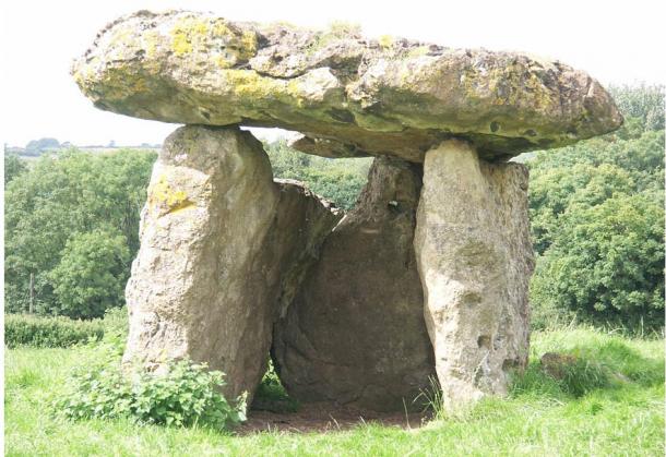 St Lythans Burial Chamber