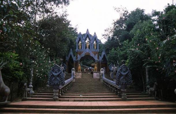 Stairway to the reclining Buddha on Phnom Kulen