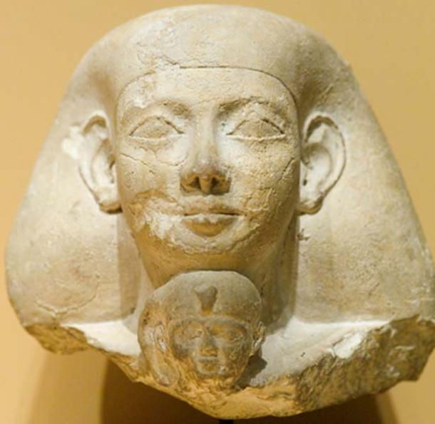 Statue of Senenmut