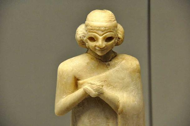 Statue of a Sumerian woman c. 2400 BC