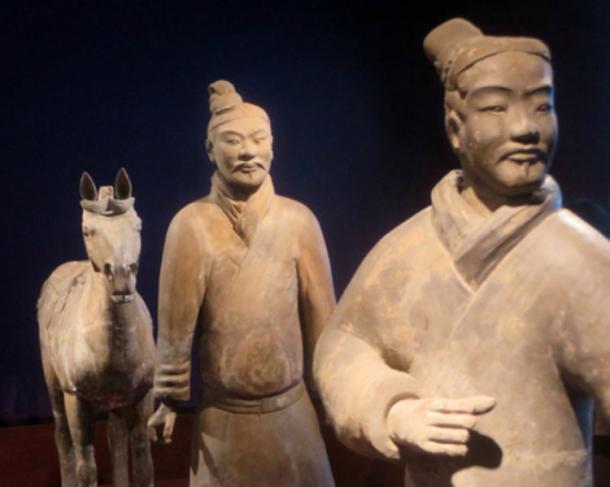 Statues from the ‘Terra Cotta Array’ 