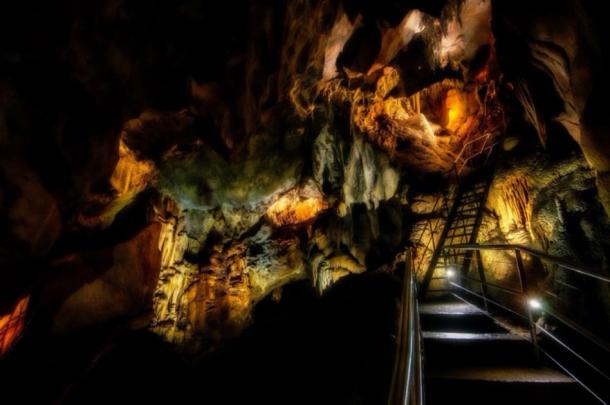The Steep and Winding Ladders of the Chifley Cave at Jenolan Caves. Credit: Paul / Adobe Stock