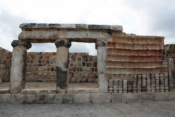 Estructura en Xiol, una ciudad maya cerca de Mérida, en la Península de Yucatán en México. (Diario de Noticias de México)