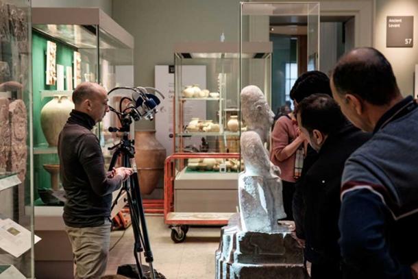 Structured light scanning of the Idrimi statue using the Breuckmann Smart Scan 3D.