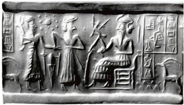 A Sumerian cylinder seal dated c.2500 BC from the Vorderasiatisches Museum in Berlin. (zeevveez/CC BY 2.0) The seal is decorated with celestial symbols probably showing the sun surrounded by the planets.