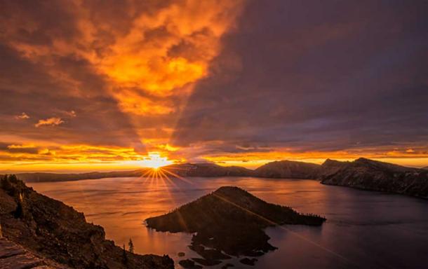 “Sunrise on Crater Lake, Oregon 2014.”