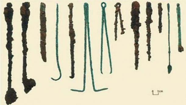 Surgical tools found in the Colchester druid burial. ( Public Domain )
