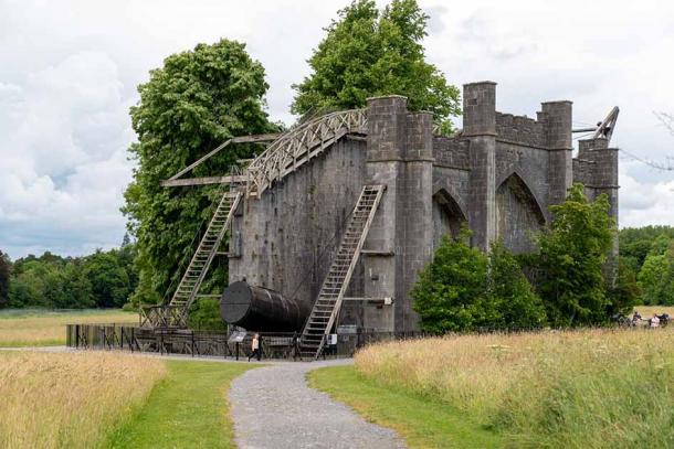 Birr Castle Telescope. Credit: William Alexander