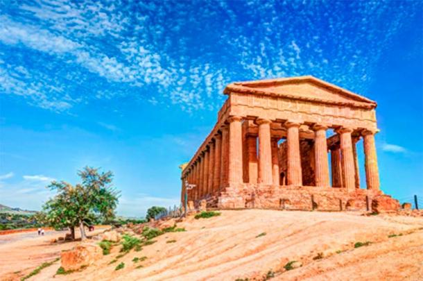 The well-preserved Temple of Juno in the Valley of the Temples. (Leonid Andronov /Adobe Stock)