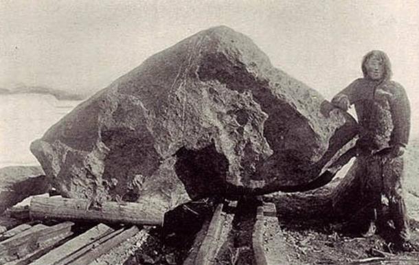 Tent meteorite at Cape York