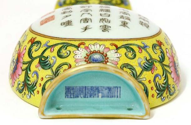 The Chinese vase was designed to be wall-mounted. Picture: Sworders /BNPS