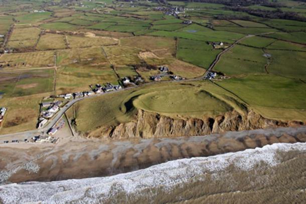 The Dinas Dinlle coastal fort is an Iron Age hill fort experts have identified as under the threat of climate change. Source: Crown Copyright