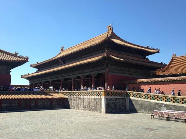 The Palace of Earthly Tranquility is the northernmost of the three main halls of the Inner Court of the Forbidden City in Beijing, China. The other two halls are ‘The Palace of Heavenly Purity’ and ‘Hall of Union.’ (CC BY SA 4.0)