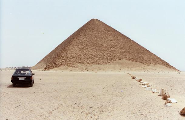 The Red Pyramid in Dahshur. (CC BY 2.0)