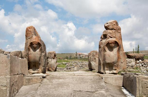 The Sphinx gate at Alacahöyük. 
