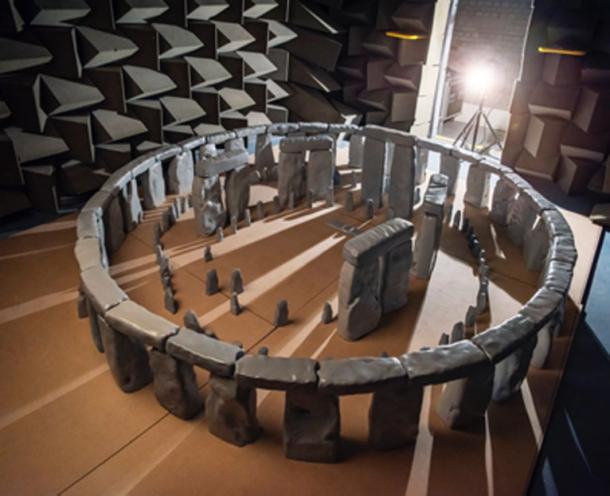 The Stonehenge model with the sun's position for the winter solstice. (Trevor Cox / University of Salford)