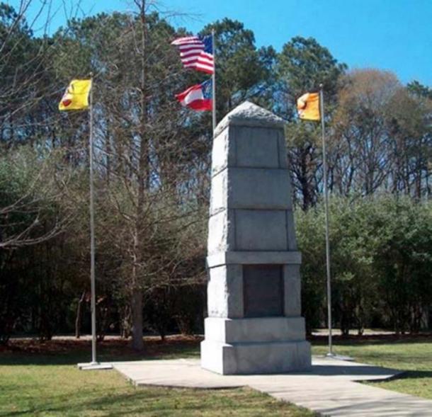 The Trail of Tears Memorial in New Echota, Georgia, remembers the 5,000 Cherokee Indians who died on the trail. (Public Domain)