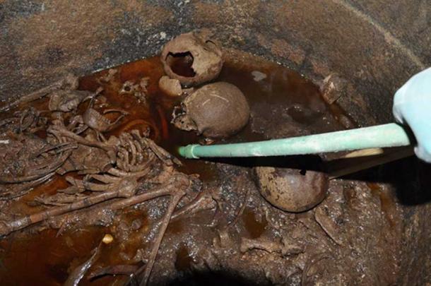 The black sarcophagus was found to contain three skeletons and lots of sewage. (Ministry of Antiquities)