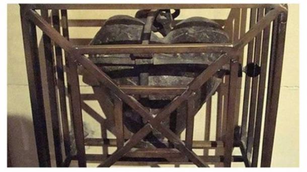 The cage and heart of St Laurence before the robbery. (Garda Release)