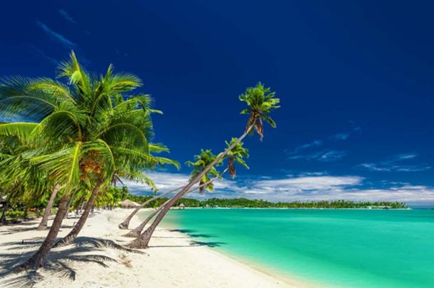 The iconic white beaches of Fiji. (Martin Valigursky / Adobe Stock)