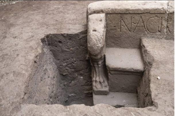 The inscription reveals a previously unknown post. (PompeiiSites)