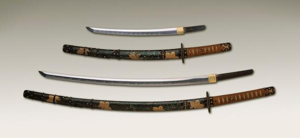The larger katana sword here is illegal in the UK. The shorter (less than 50cm) blades are not. (Public Domain)