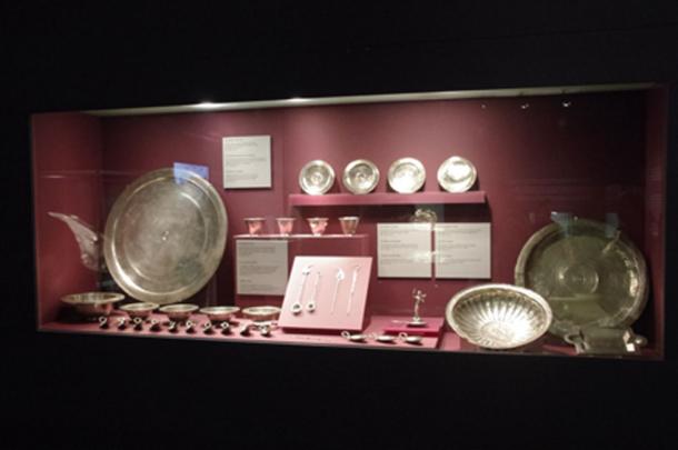 The magnificent silver found at Augusta Raurica (CC BY-SA 3.0)